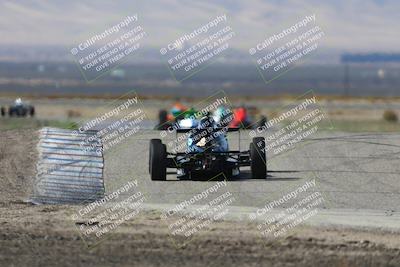 media/Oct-26-2025-CalClub SCCA (Sun) [[8ce1e69566]]/Group 3/Grapevine/